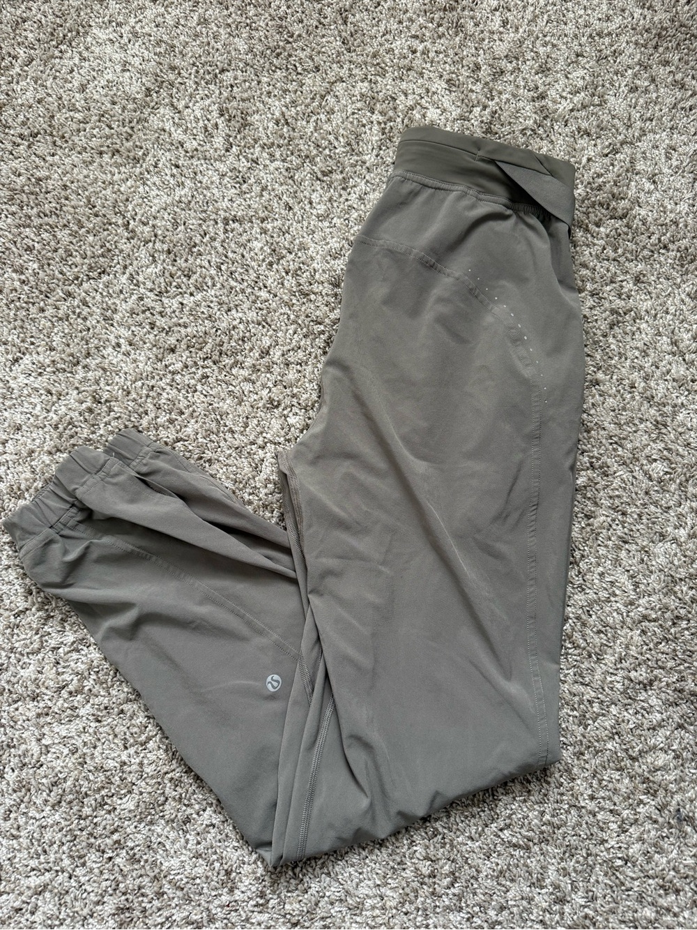 lululemon joggers